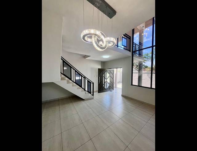 3 BEDROOM HOUSE FOR SALE IN MALVERN